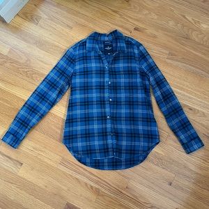 American Eagle Outfitters Size Small Boyfriend Fit Blue Flannel